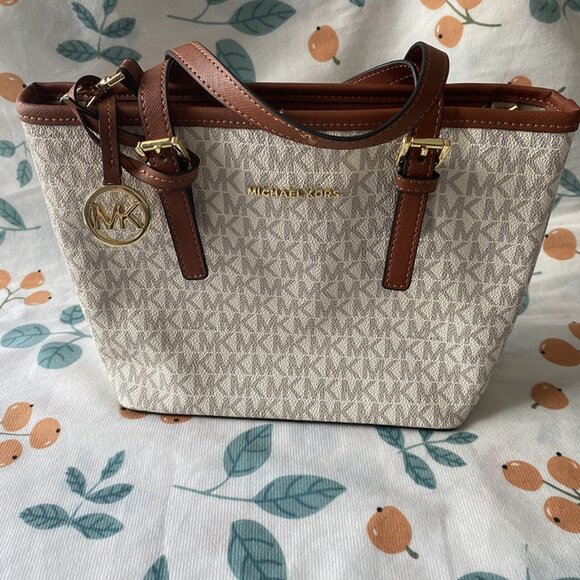 Michael Kors Handbags - Michael Kors Tote Bag